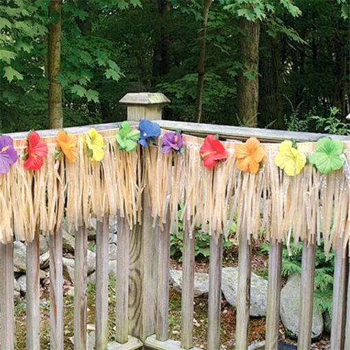 Luau Fence Hawaiian Fringe Decoration – 30.4cm X 7.3m